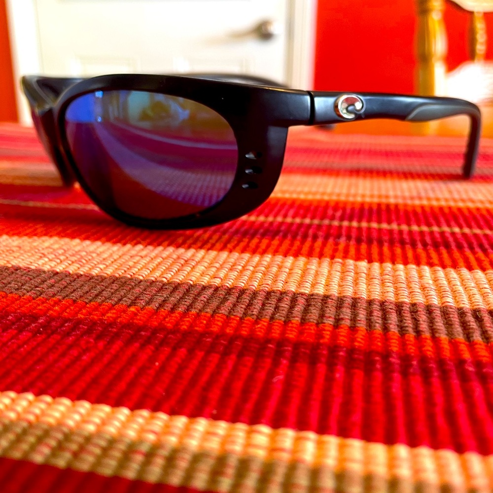 Costa Fathom style glass lenses.